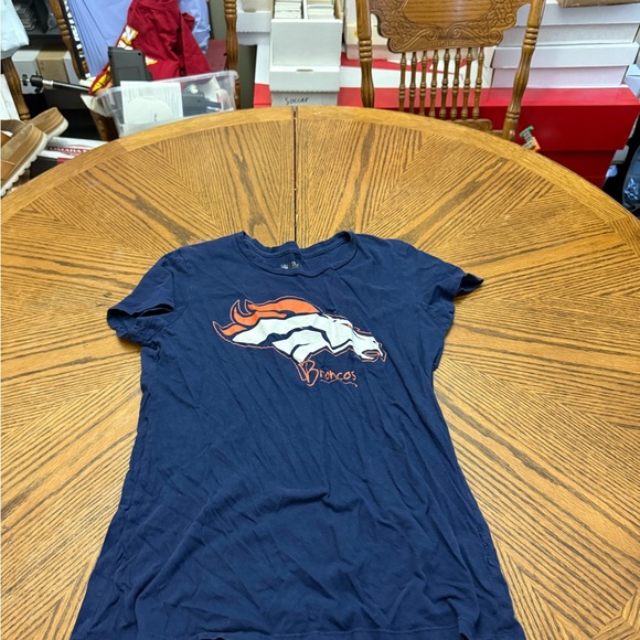 NFL Team Apparel Women's Denver Broncos Navy Shirt - Picture 1 of 4